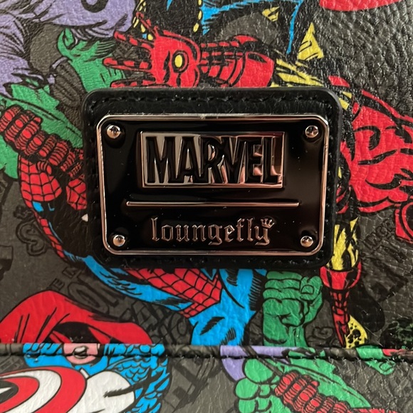 Marvel Loungefly medium sized backpack - Picture 5 of 6
